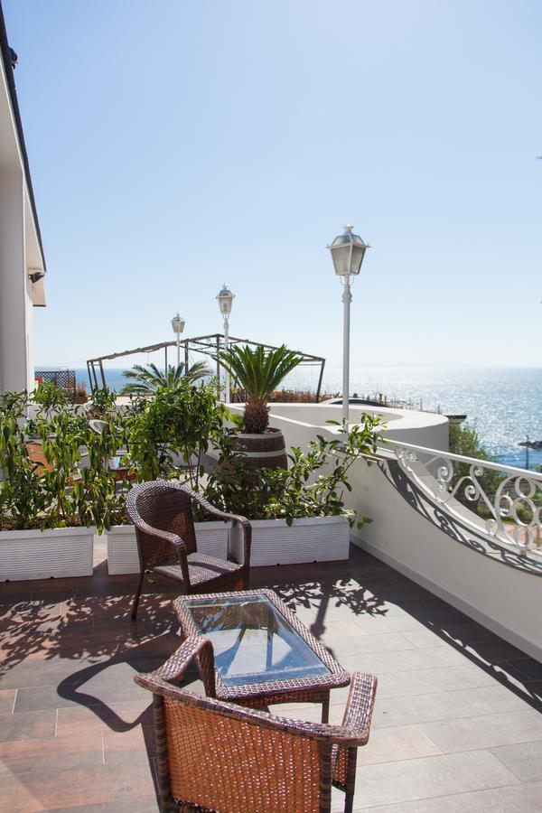 Casa Restino Bed and Breakfast Torre del Greco Eksteriør billede